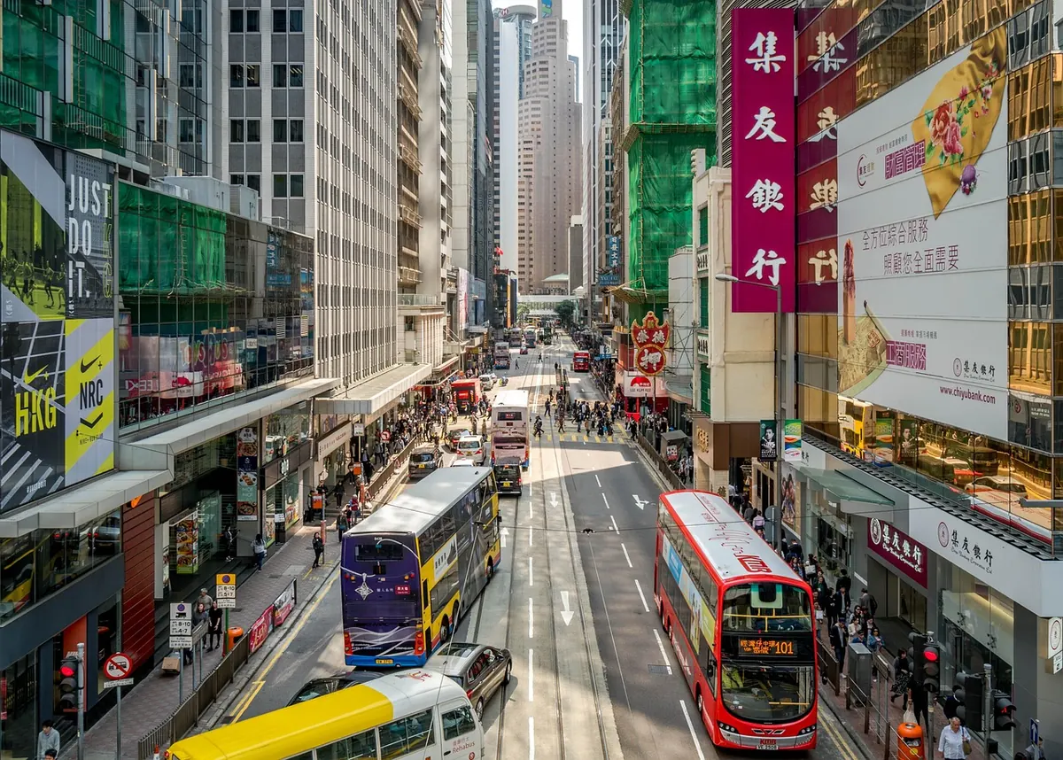 How to Ride a Double-Decker Bus in London for the First Time: A Step-by-Step Beginner's Guide